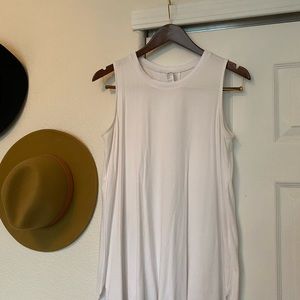 SPANX Perfect Length Tank Top - white